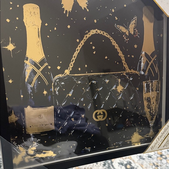 Hand embellished fashion gloss art wall - Picture 3 of 7